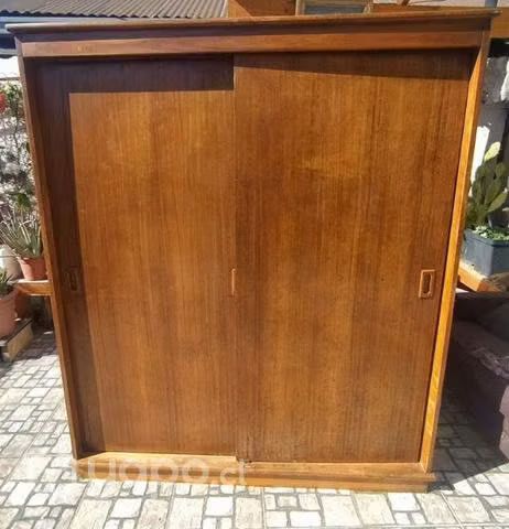 Mueble reliquia de 35 años intacto