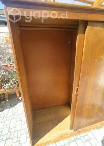 Mueble reliquia de 35 años intacto