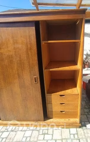 Mueble reliquia de 35 años intacto