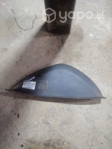 Tapa derecha Chevrolet Captiva 2010