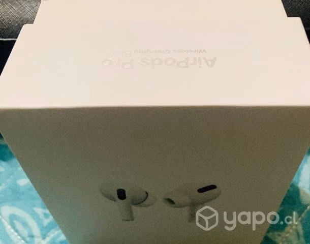 Auriculares blancos con goma AIRd PODS