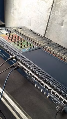 Consola digital soundcraft si 32 canales