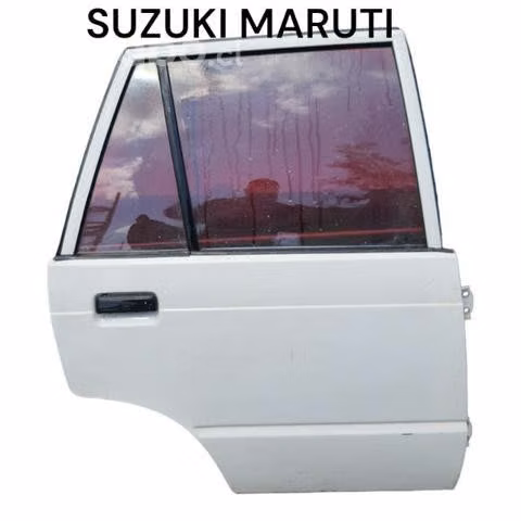 Puerta trasera suzuki maruti
