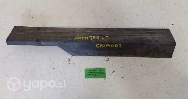 Tapiz Cubre Zocalo Delantero Izquierdo Chv N400