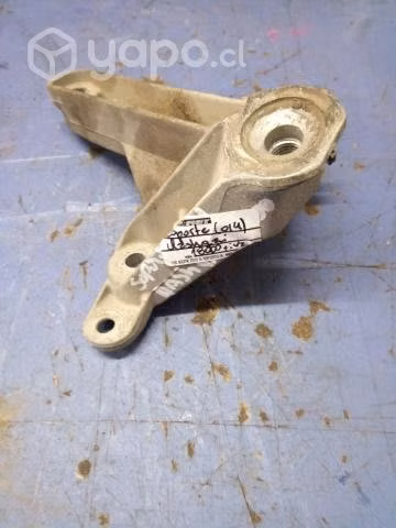 Soporte (018) Nissan Qashqai 2011 al 2014