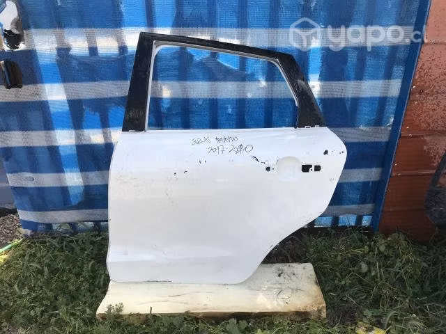 Puerta trasera izquierda Suzuki Baleno
