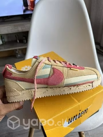 Nike Cortez union