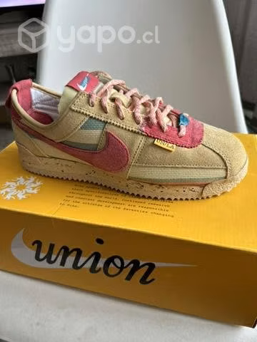Nike Cortez union