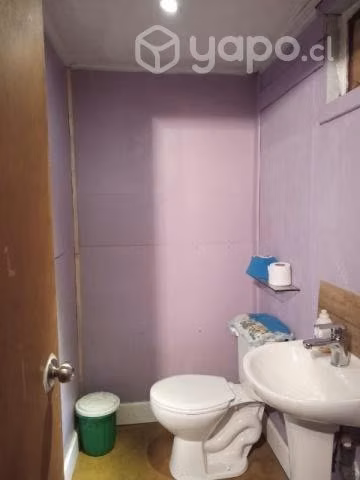 Casa material sólido con sitio