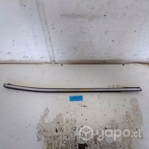 Moldura lame vidrio cromada trasera derecha (FRF15