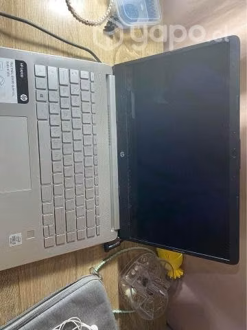Computador HP i3 10th gen - Imagen 2