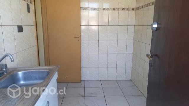 Casa en la cisterna buena conectividad - Imagen 4
