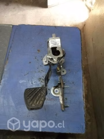 Pedal embrague Nissan Qashqai 2011 al 2014