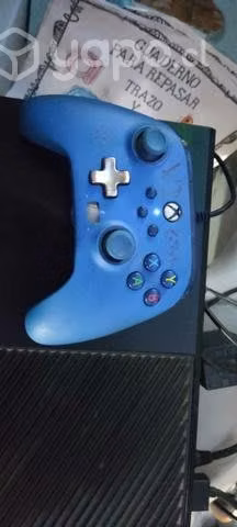 Xbox Fat 500 gb 2 controles