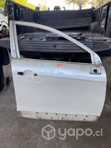 Puerta delantera derecha Chevrolet Captiva 2011