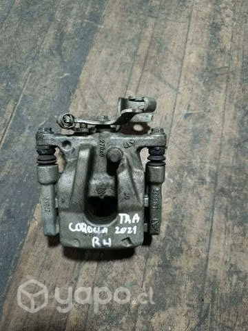 Caliper trasero derecho Toyota Corolla 2021