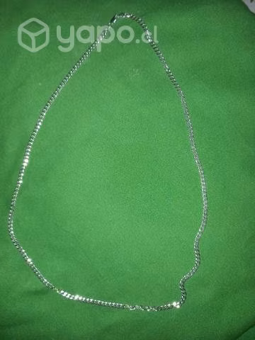 Cadena de plata 925. Largo 70 cm. Peso 12 gramos
