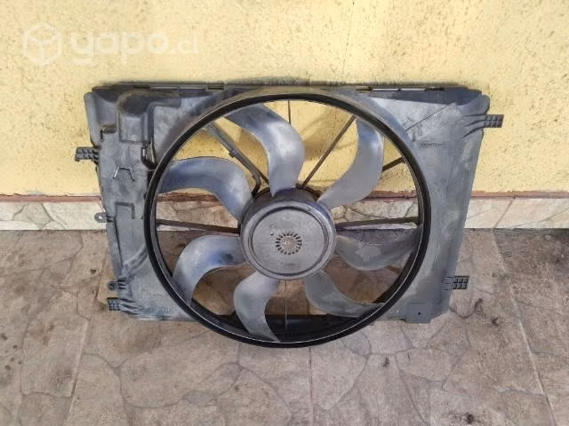 Electroventilador de Mercedes A200 2015