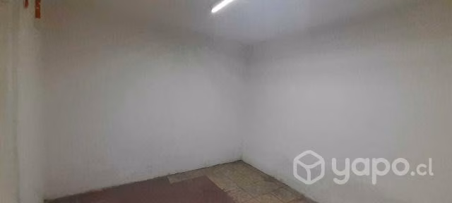 Ariendo bodega Comercial 18mt2 cerca Ciudad Emp