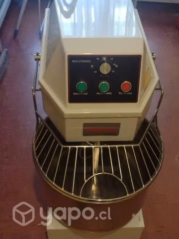 Amasadora maigas