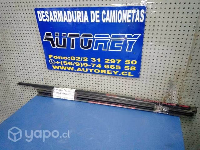 Moldura lame vidrio tras der Nissan Qashqai 2011-1