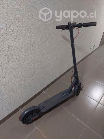 Scooter eléctrico Cero8 usado