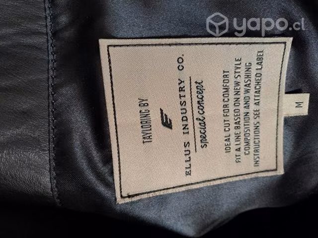 Chaqueta de cuero original marca Ellus