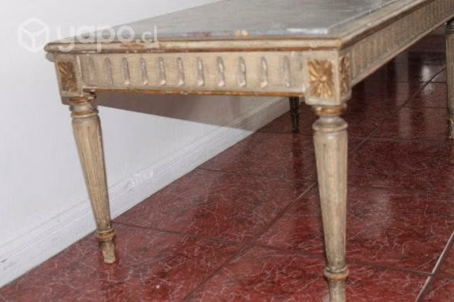 Mesa de centro de madera y mármol