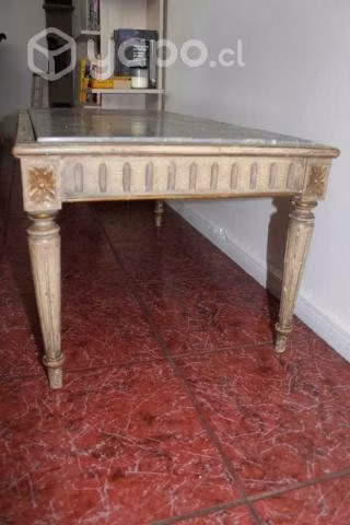 Mesa de centro de madera y mármol