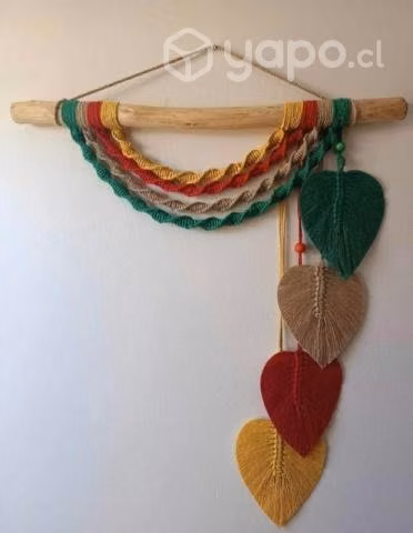 Hermoso mural de hojitas en macramé