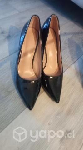 Zapatos de mujer estilo CHAROL
