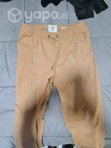 Ropa con poco uso