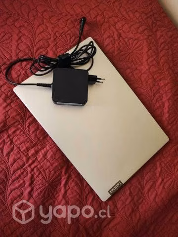 Notebook IdeaPad marca Lenovo