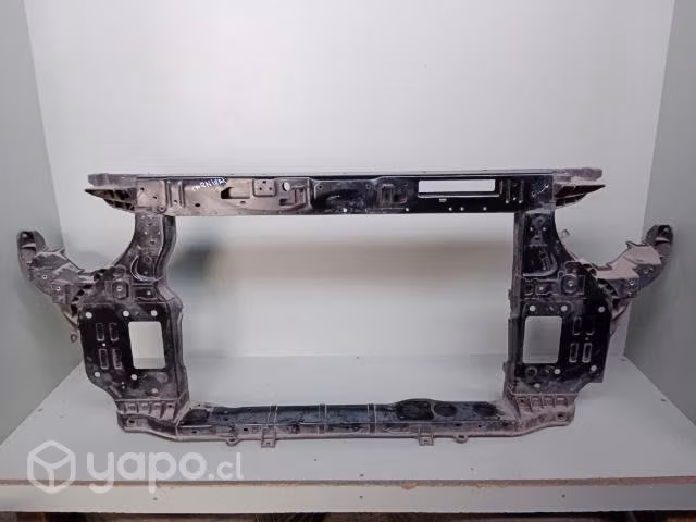 Frontal Kia carnival dmg la cisterna 19.2