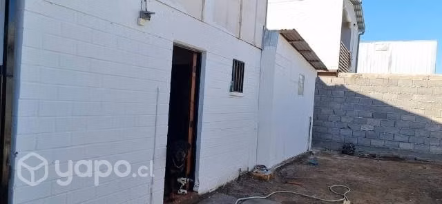 Casa 2 pisos centrica ovalle