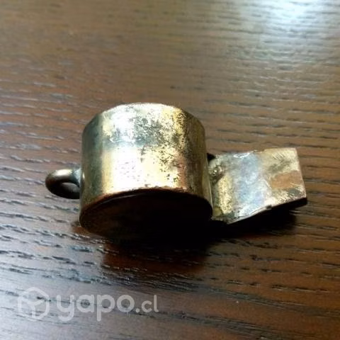 Silbato antiguo marca ASOR