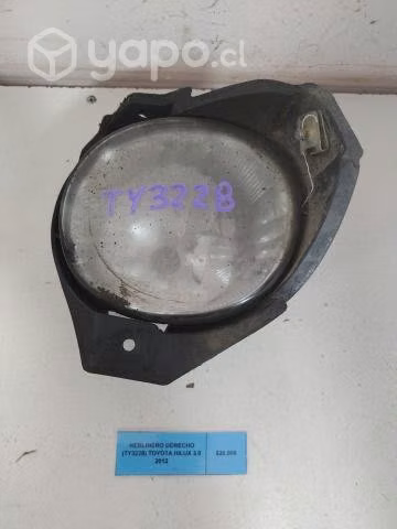 Neblinero Derecho (TY3228) Toyota Hilux 3.0 2012