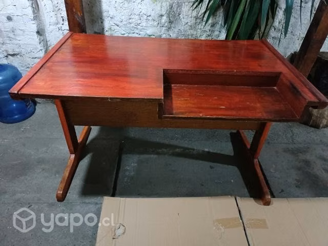 Escritorio de madera - Imagen 2