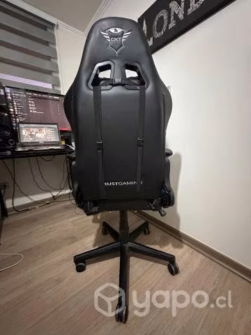 Silla Gamer Trust GXT 716 LED RGB