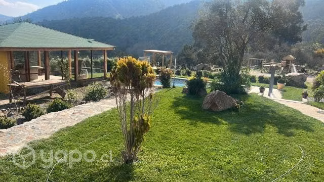 Parcela Familiar con Piscina y Cancha