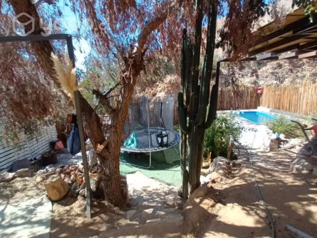 Terreno y cabaña en valle del elqui