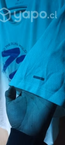 Polera Nike Dry Tec Semi Nueva - Imagen 3