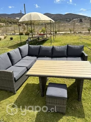 Juego de terraza de ratan