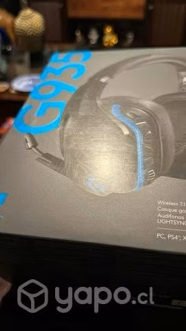 Auriculares logitech g935