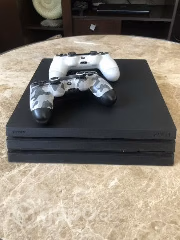 Ps4 pro + 2 joystick - Imagen 2