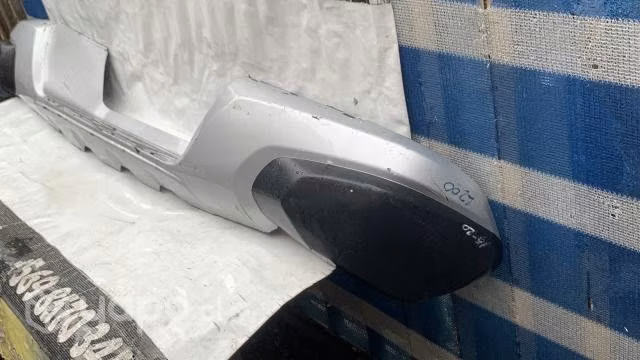 Funda parachoque trasero Mitsubishi L200 15-20