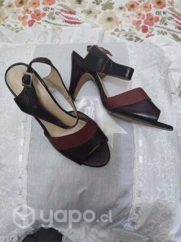 Zapatos y chalas num 35 - Imagen 3