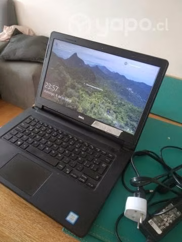 NOTEBOOK Dell i3 séptima generación con cargador o