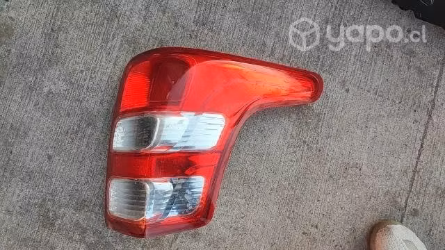 Mitsubishi l200 2016 foco trasero derecho