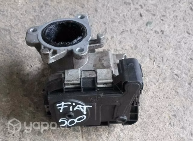 Cuerpo aceleración fiat 500